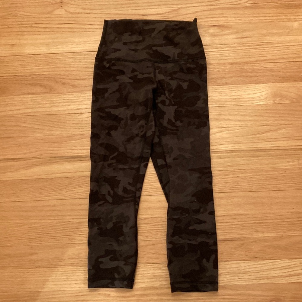 Lululemon camouflage capris